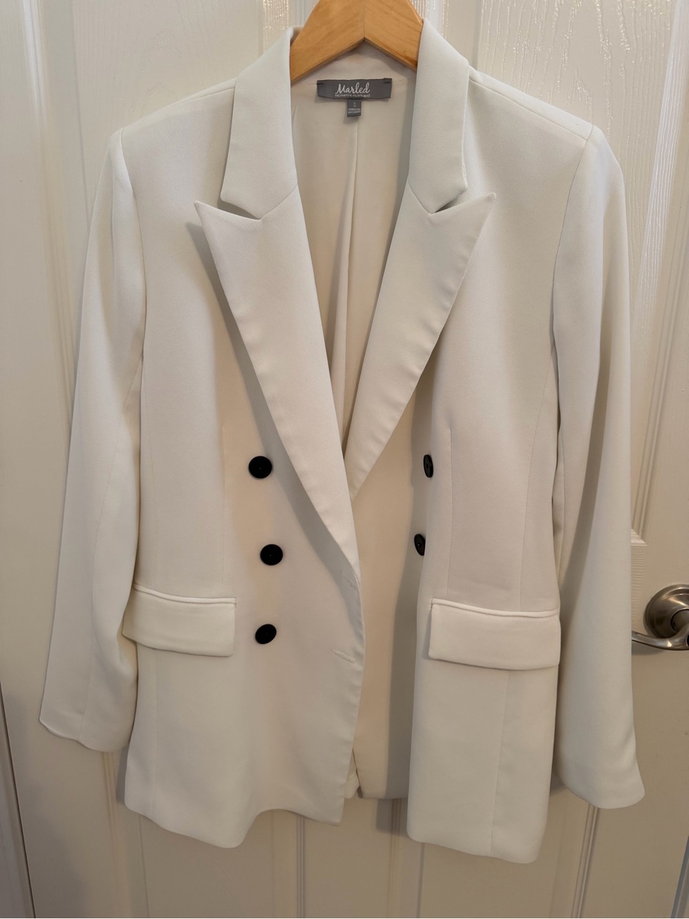Marled Women's White Double-Breasted Blazer with Black Buttons ~ Size small